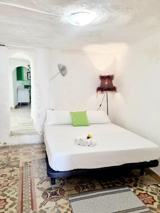 Apartamentos La Cueva Paterna Exterior foto